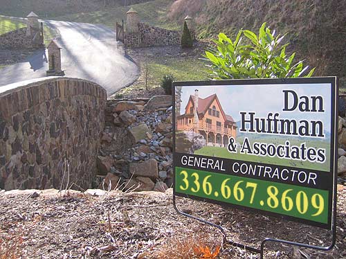 chestnutmountainsign.jpg