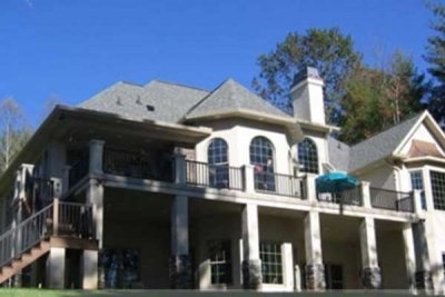Lakeside Retreat